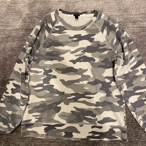 Camo sweatshirt